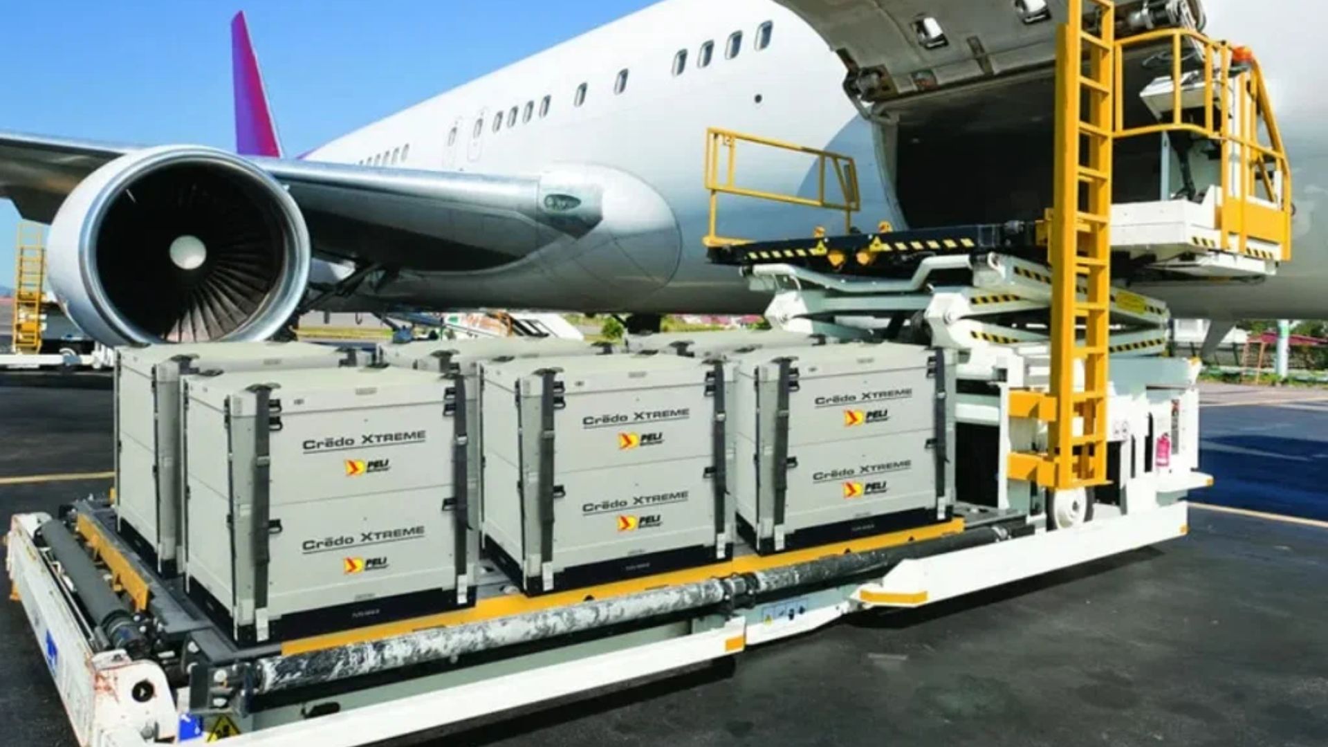 Choosing the Right Air Freight Service for Your Business Needs 